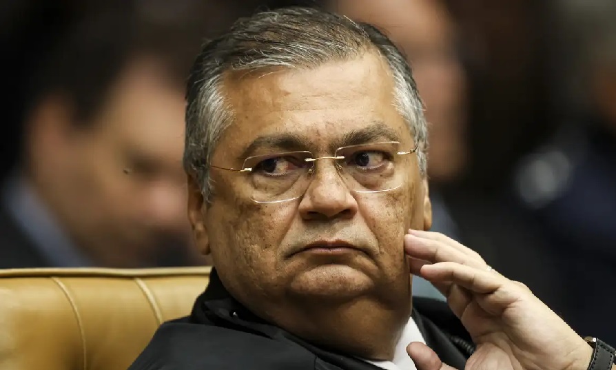 dino-mantem-remocao-de-videos-de-vereador-que-ofendeu-adversario